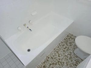 rsw1280 19 Bathroom Resurfacing