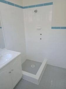 rsw1280 8 Bathroom Resurfacing, Feature Tile