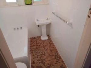 rsw1280 97 Bathroom Resurfacing